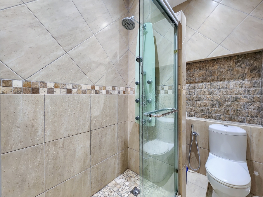 4 Bedroom Property for Sale in Rondebosch Western Cape